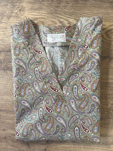 Load image into Gallery viewer, Paisley Sage Green Medical Scrub Top Unisex Style for Men & Women