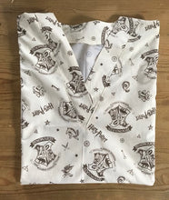 Load image into Gallery viewer, Wizards Tan Assets Nurse Medical Scrub Top Unisex Style Shirt for Men & Women