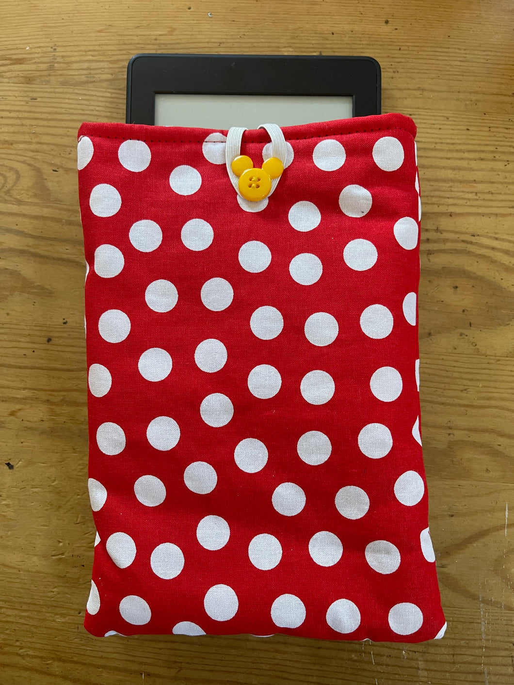 MICKEY MOUSE RED DOTS INSPIRED KINDLE SLEEVE SOFT & PADDED 6