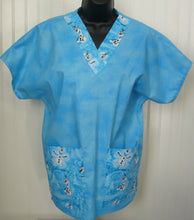 Load image into Gallery viewer, Size Medium Disney Frozen Olaf Unisex Style Shirt for Men &amp; Women *IN STOCK *READY TO SHIP
