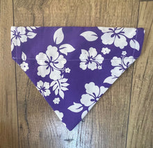 Load image into Gallery viewer, PURPLE &amp; WHITE HIBISCUS HAWIIAN FLOWERS Cat and Dogs Bandana Easy Slide over collar
