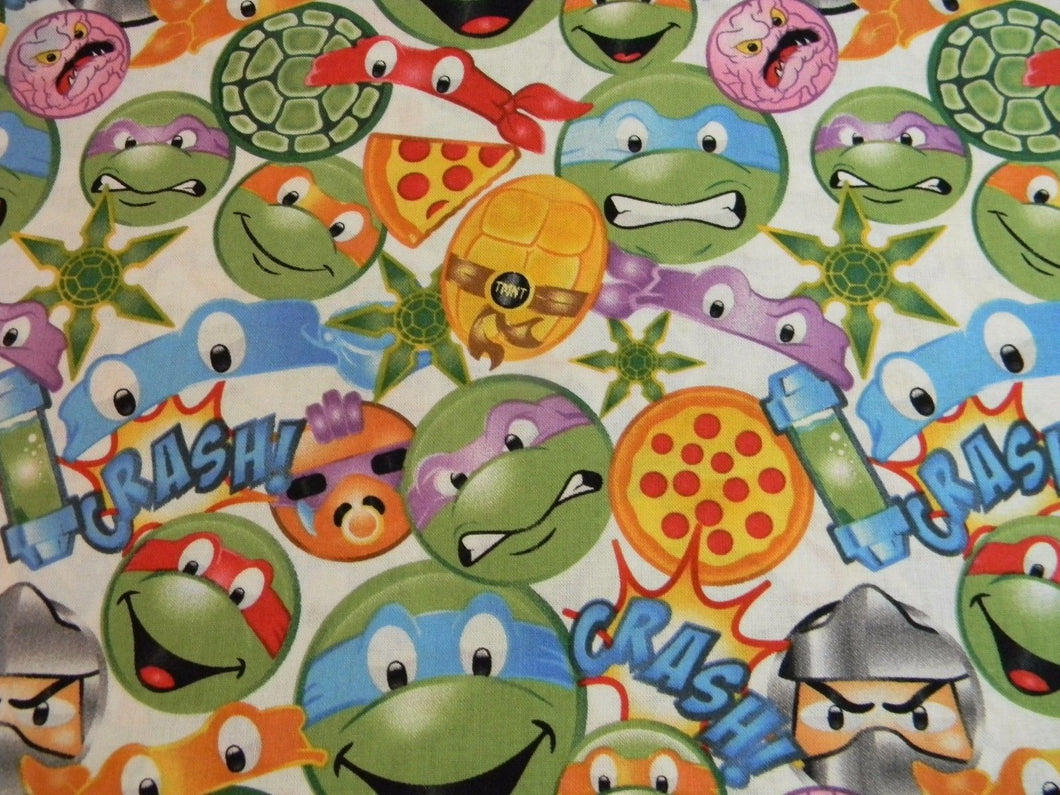 TMNT Teenage Mutant Ninja Turtles Emojis Donatello Michaelangelo Raphael Leonardo White Fabric Nurse Medical Scrub Top Unisex Style for Men & Women