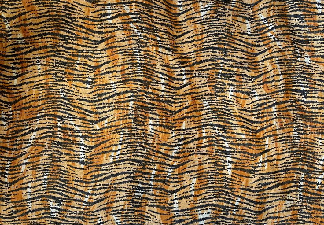 Tiger Cat Animal Skin Black & Brown Nurse Medical Scrub Top Unisex Style for Men & Women